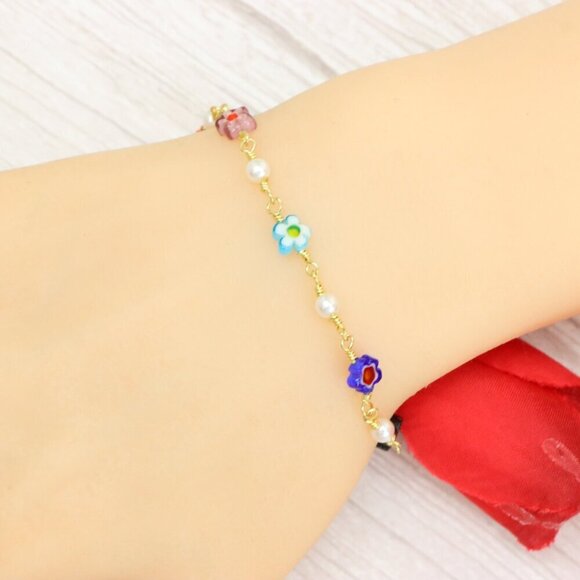 "Trendy Handmade Bracelet – A Thoughtful Gift for Girls & Women | UNVRC1338 - Picture 4 of 10